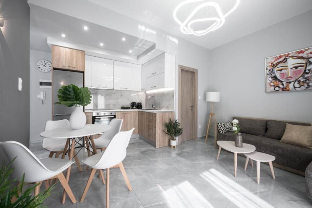 Soleggiato Minimal Apartment Tesalónica Exterior foto